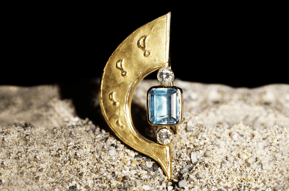 Daverio1933 fine jewelry brooch
