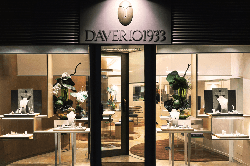 Daverio1933 jewelry store entrance in Bergamo, Italy