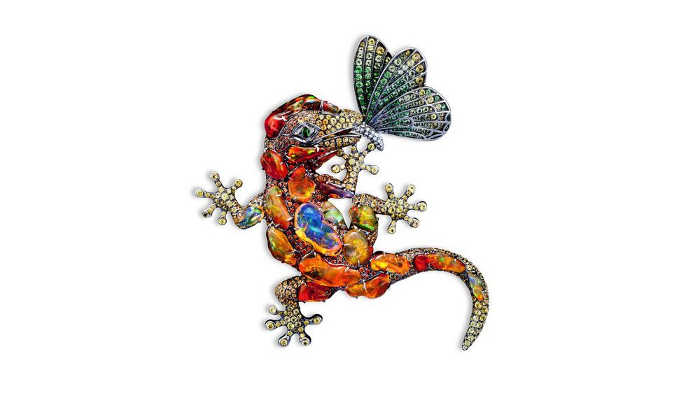 Lydia Courteille lizard brooch with butterfly in coloured gemstones, statement fine jewelry