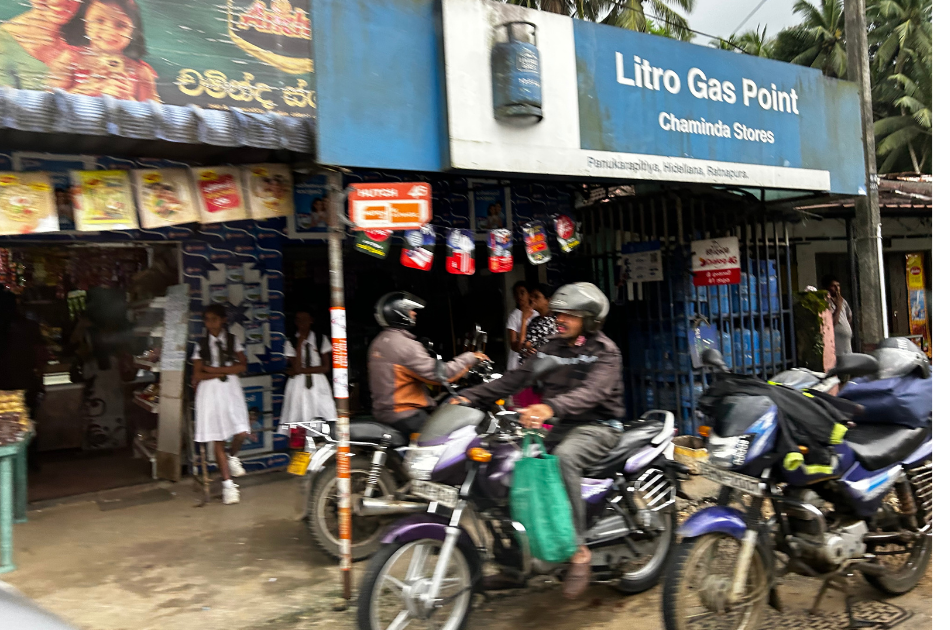 People on the streets of sri lanka